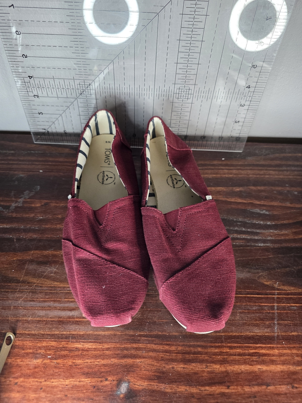 TOMS Women's Classic Slip-On in Burgundy